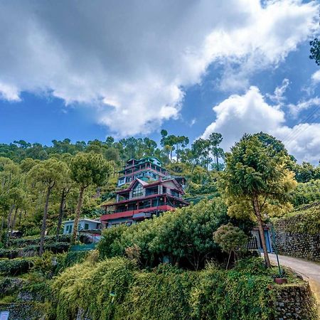 Stayvista At Cecil Cottages With Barbeque, Hill View Kasauli Luaran gambar