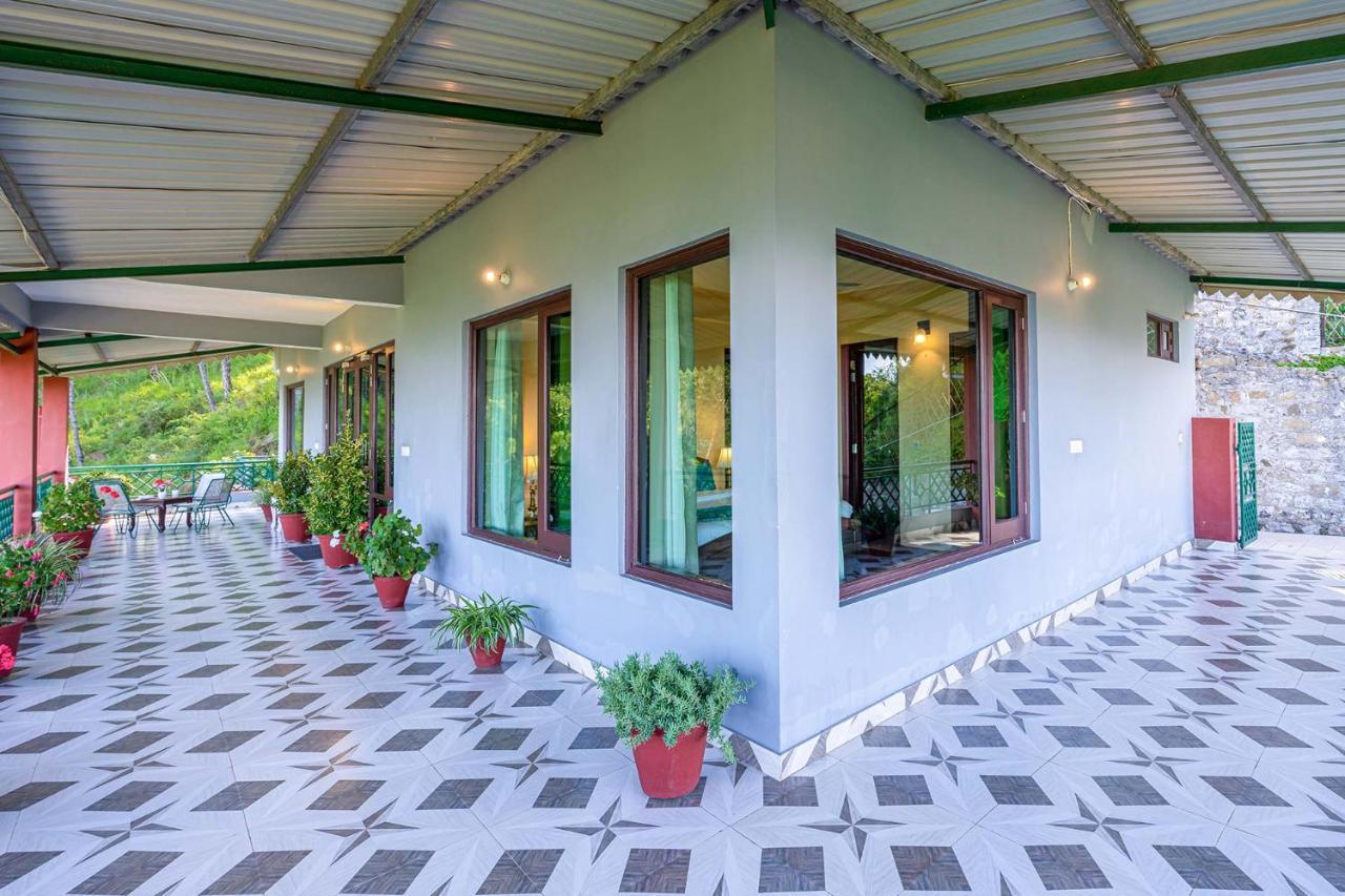 Stayvista At Cecil Cottages With Barbeque, Hill View Kasauli Luaran gambar