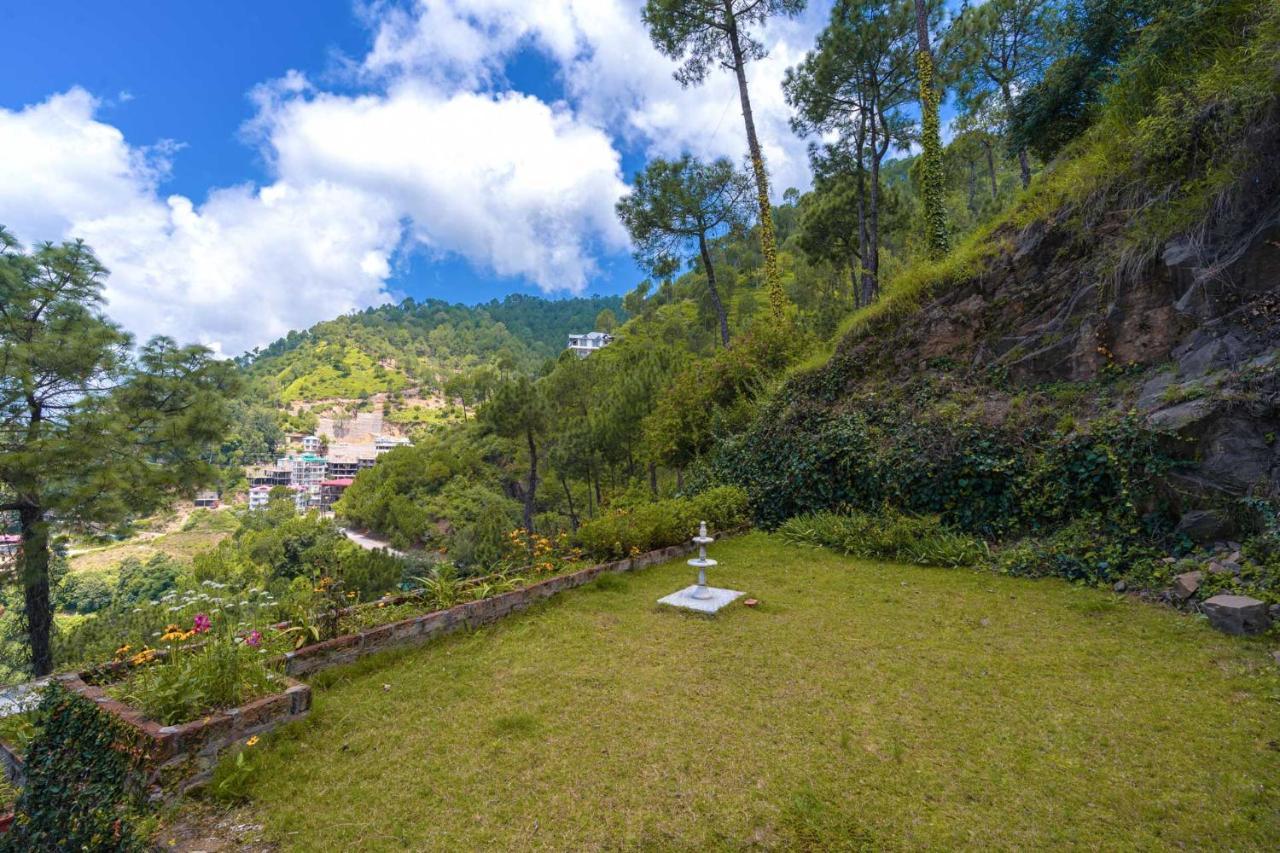 Stayvista At Cecil Cottages With Barbeque, Hill View Kasauli Luaran gambar
