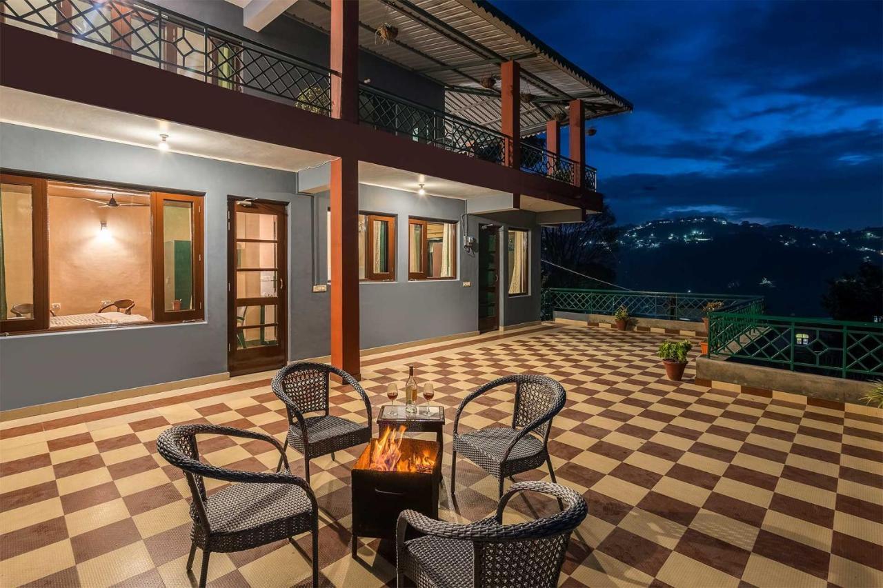 Stayvista At Cecil Cottages With Barbeque, Hill View Kasauli Luaran gambar