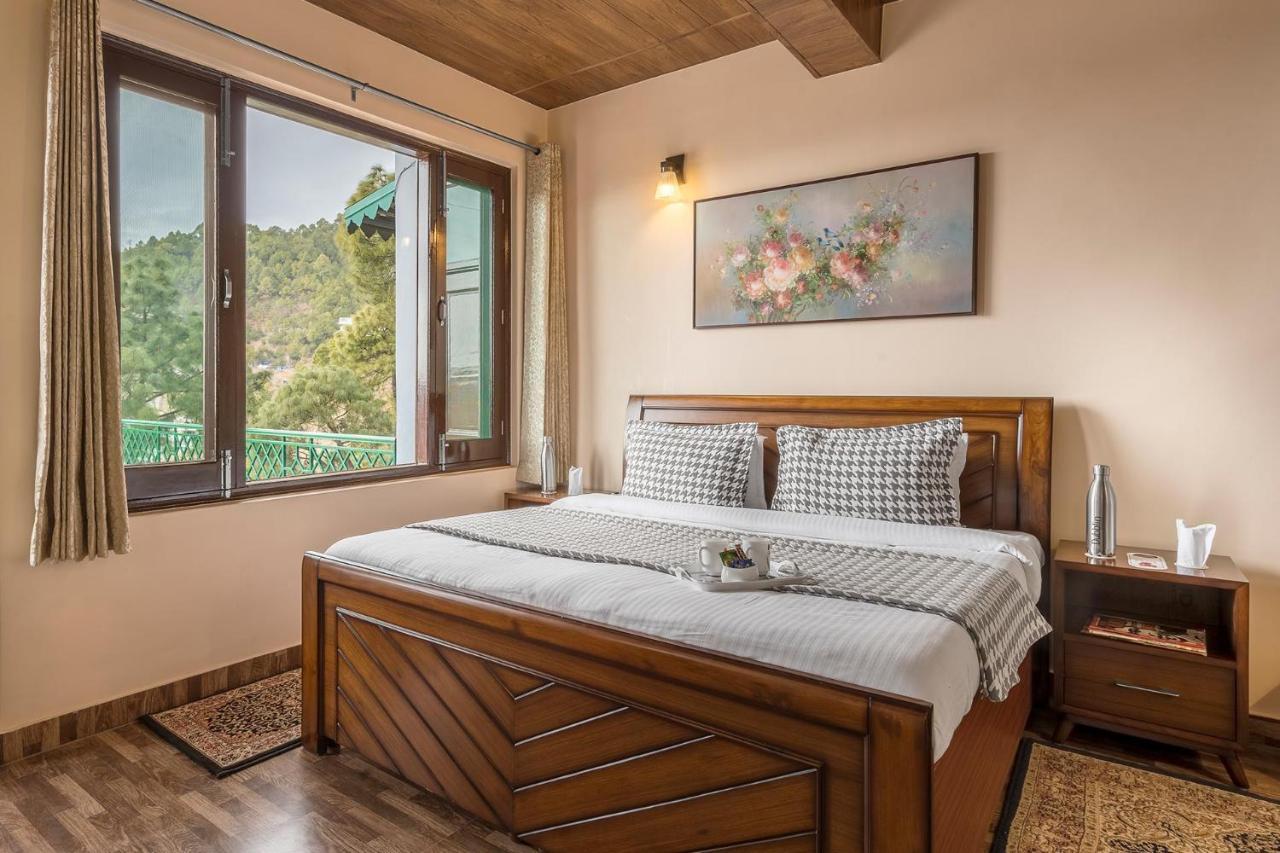 Stayvista At Cecil Cottages With Barbeque, Hill View Kasauli Luaran gambar