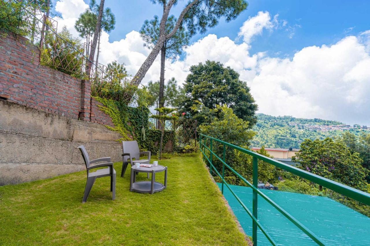 Stayvista At Cecil Cottages With Barbeque, Hill View Kasauli Luaran gambar