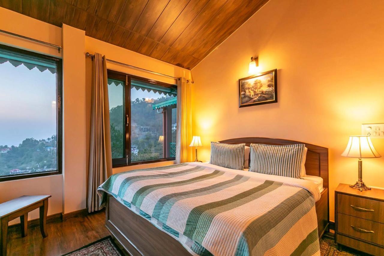 Stayvista At Cecil Cottages With Barbeque, Hill View Kasauli Luaran gambar