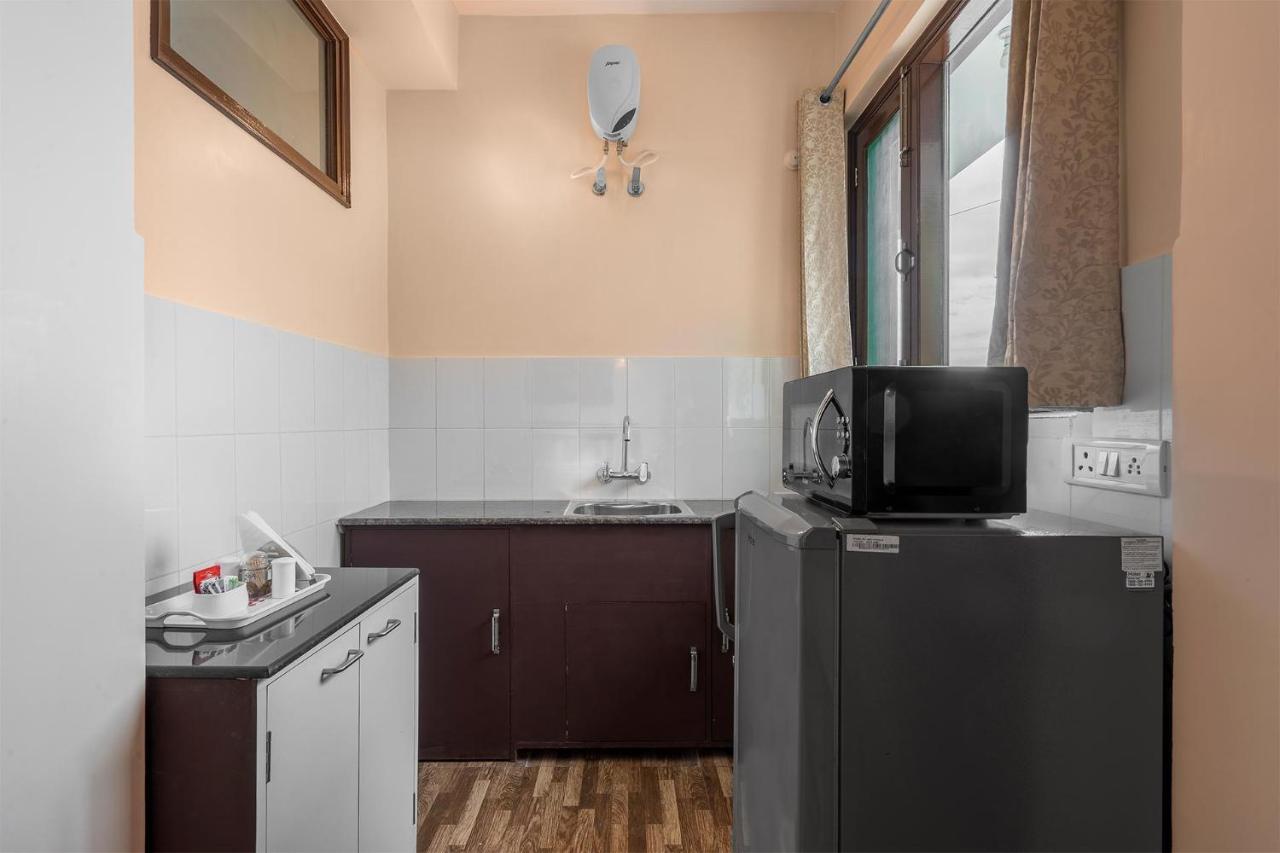 Stayvista At Cecil Cottages With Barbeque, Hill View Kasauli Luaran gambar
