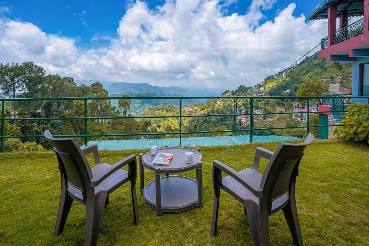 Stayvista At Cecil Cottages With Barbeque, Hill View Kasauli Luaran gambar