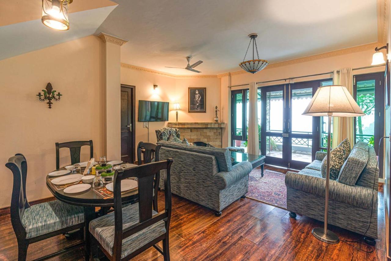 Stayvista At Cecil Cottages With Barbeque, Hill View Kasauli Luaran gambar